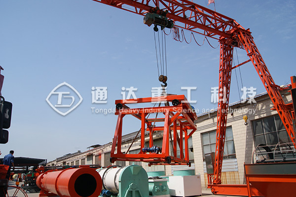 河南南陽(yáng)槽式翻拋機(jī)4015機(jī)械升降翻拋機(jī)發(fā)貨
