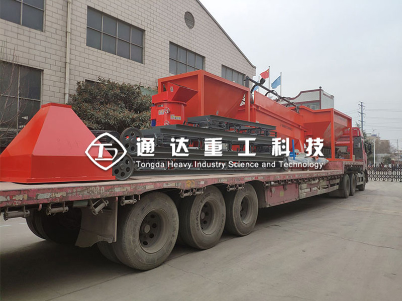 粉狀有機(jī)肥生產(chǎn)線(xiàn)裝車(chē)完畢